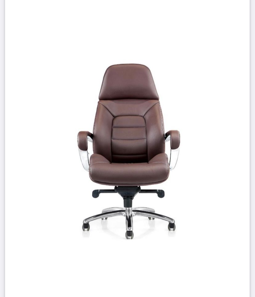 Office Chairs & Furniture